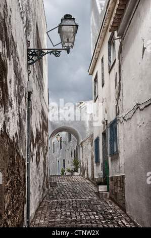 Ruelle de la vieille ville, Albufeira, Algarve, Portugal Banque D'Images