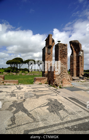 Italie, Rome, Ostia Antica, terme di Porta Marina, mosaïques marines Thermes, bain romain Banque D'Images
