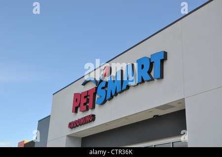 PetSmart, magasin de fournitures pour animaux de plus grandes chaînes de magasins et de services en nous Banque D'Images