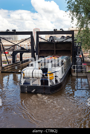 Élévateur à bateau Anderton Northwich Cheshire Angleterre Banque D'Images