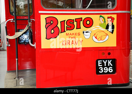 Vintage bus double étage dans le bus de Londres, musée Brooklands, Weybridge, Surrey, Angleterre, Royaume-Uni Banque D'Images