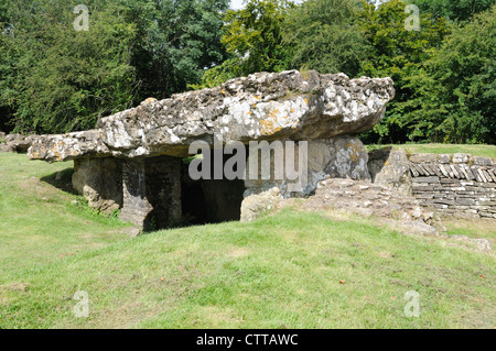 Tinkinswood chambre funéraire mégalithique Glamorgan Wales Cymru UK GO Banque D'Images