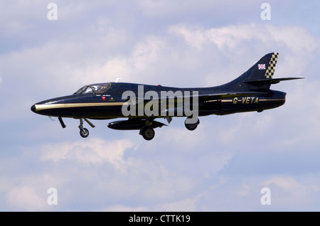 Hawker Hunter T7 en approche pour l'atterrissage à RAF Fairford Banque D'Images