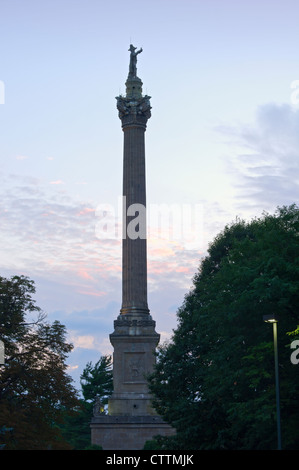 Monument au général Isaac Brock commémorant la bataille de Queenston Heights au cours de la guerre de 1812 en Ontario Canada Banque D'Images