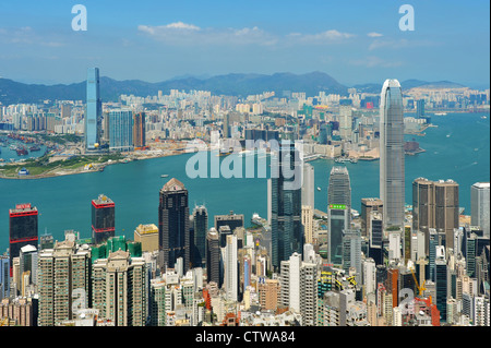Le port de Hong Kong à la lumière du jour Banque D'Images