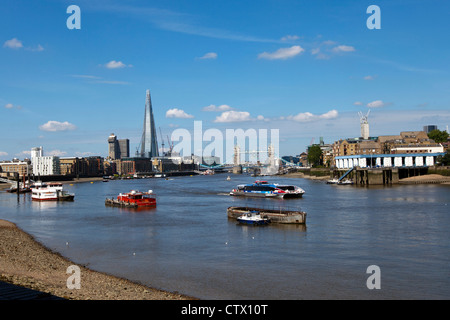 Tower Bridge, Tamise et le Shard, London, UK. Banque D'Images