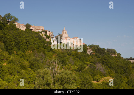 Le village perché de Venasque en Provence Banque D'Images