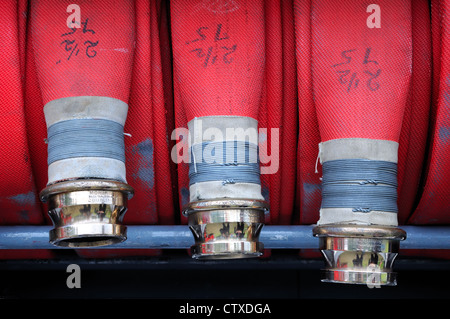 Close up of fire flexible sur la durée de l'appareil incendie Banque D'Images