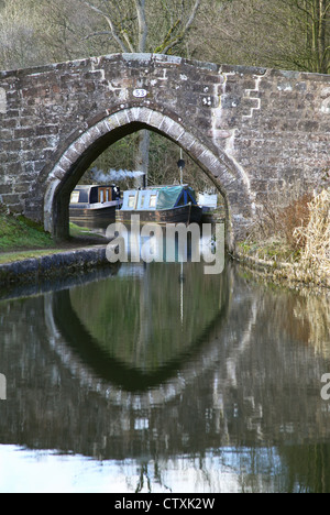 Pont Cherry Eye sur le canal Caldon Churnet Valley près de Froghall Staffordshire, Angleterre, Royaume-Uni Banque D'Images