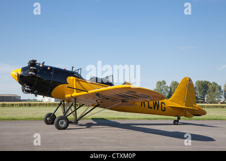 Ryan ST3KR, reg G-RLWG, à Breighton. Construit 1942 Banque D'Images