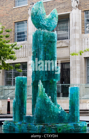 Trois Nun cour jardin derrière le bâtiment, nouvelle fontaine Guildhall Banque D'Images