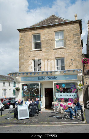 Jaffé et Neale Librairie et café, la rangée du milieu, Chipping Norton, Oxfordshire, Angleterre, Royaume-Uni Banque D'Images