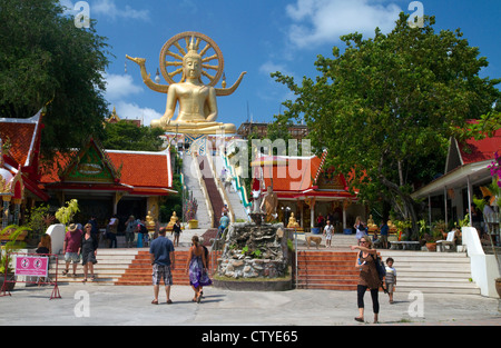 Le temple du Grand Bouddha et landmark est situé sur la côte nord-est de l'île de Ko Samui, Thaïlande. Banque D'Images