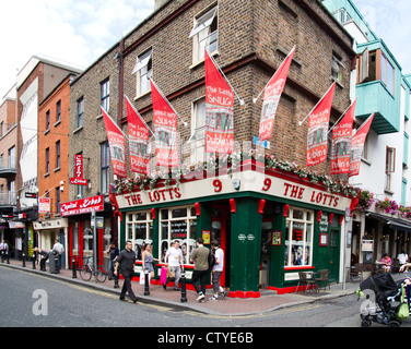L'Lotts Bar, pub traditionnel, Dublin, Irlande Banque D'Images
