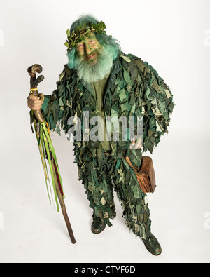 Participant en costume traditionnel au Hastings Jack in the Green Festival. East Sussex. L'Angleterre. UK Banque D'Images