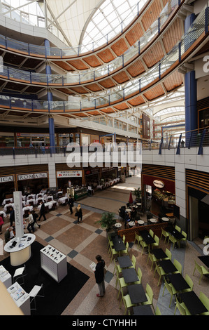 Shopping-Center Auchan - dans le trimestre, la Banque de Luxembourg-ville Banque D'Images