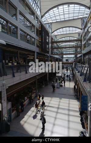 Shopping-Center Auchan - dans le trimestre, la Banque de Luxembourg-ville Banque D'Images