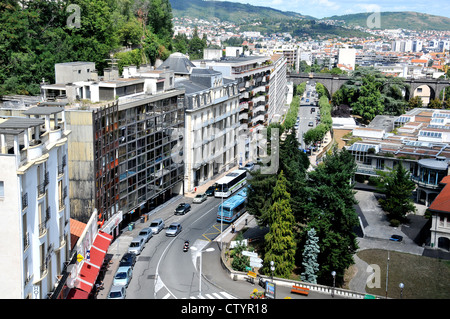 La ville de Royat Auvergne Puy de Dome Massif Central France Banque D'Images