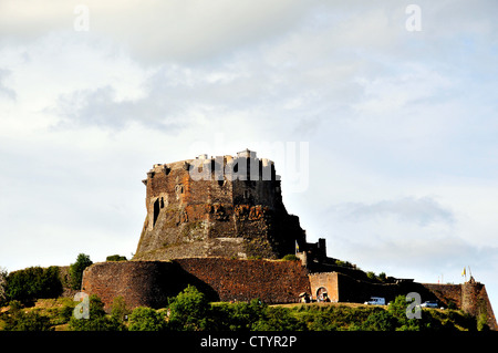 Château de Murol Auvergne Puy de Dome Massif Central France Banque D'Images