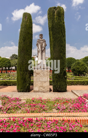 Statue dans les jardins du Château des Rois Chrétiens, Cordoue, Andalousie, Espagne, Europe. Banque D'Images
