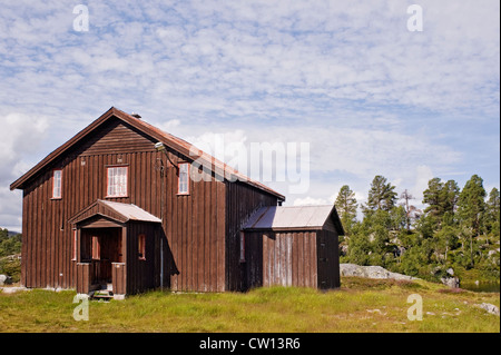 Maison en bois en pays norvégien Banque D'Images