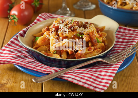 Penne all'amatriciana Italian Food Banque D'Images