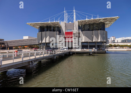 L'Océanarium de Lisbonne Oceanarium, le deuxième plus grand au monde et le plus grand en Europe. Lisbonne, Portugal. Banque D'Images