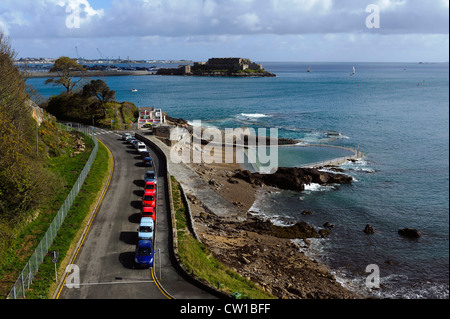 Jeu de batterie sur Castle Cornet dans St Peter Port, Guernsey, Channel Islands Isle Banque D'Images