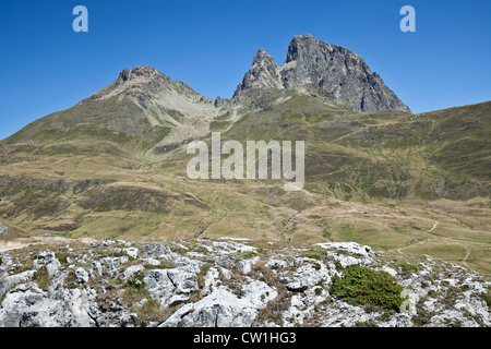 Le sud est du Pic du Midi d'Ossau - Parc National des Pyrénées (France). La face Sud Est du Pic du Midi d'Ossau. Banque D'Images