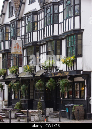 La dix-septième siècle Llandoger Trow public house, réputé pour être l'Admiral Benbow dans l'île au trésor de Robert Louis Stevenson Banque D'Images