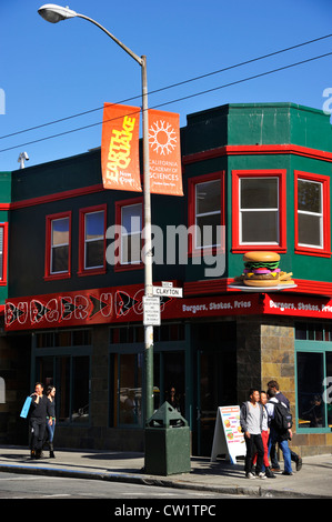 Exhorte en sortie d'hamburger Haight Ashbury, CA Banque D'Images