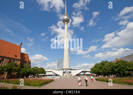 BERLIN, 6 août : vue panoramique de tour de télévision de Berlin ou Telecafè , l'Alexanderplatz, l'Allemagne le 6 août 2012. Banque D'Images