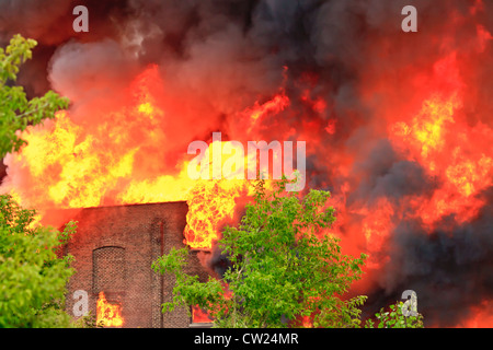 Plus jamais de feu dans Herkimer County, New York, consommé de 15 bâtiments, bêche et fourche, Frankfort, Août 2012 Banque D'Images