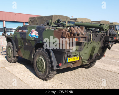 Les véhicules de reconnaissance Fennek service en néerlandais Banque D'Images