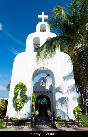 Le Mexique, Quintana Roo, Mexique,église adobe Banque D'Images