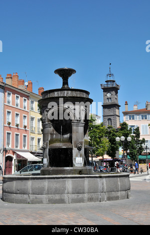 Tour de l'horloge tour de l'horloge Issoire Auvergne France Banque D'Images