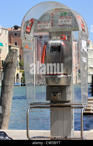 Boîte de téléphone public Puntotel - Telecom Italia Italie Banque D'Images