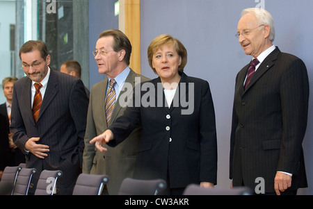 Platzeck et Müntefering (SPD), Merkel (CDU) et Edmund Stoiber (CSU), Berlin Banque D'Images