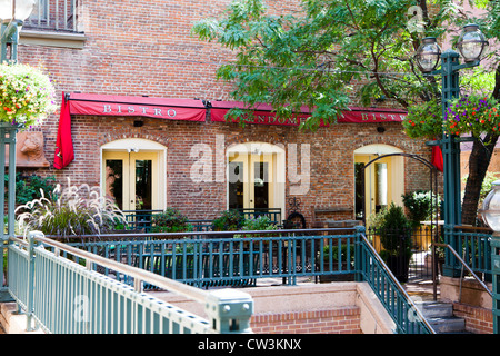 La terrasse en face de la Bistro Vendome sur Larimer Square à Denver, Colorado Banque D'Images