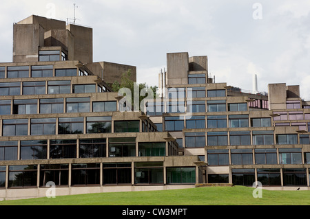 Logements étudiants savent comme bâtiments Ziggurats, Université d'East Anglia, Norwich, Norfolk, Royaume-Uni. Banque D'Images