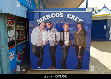 Panneau Marco's Cafe (dans le sitcom 'Gavin & Stacey'), Barry Island, Vale of Glamorgan, pays de Galles (Cymru), Royaume-Uni Banque D'Images