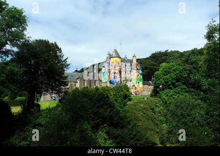 Château de Kelburn Ayrshire Scotland house art Graffiti artiste country estate arbres stately home historique peinture écossais Banque D'Images