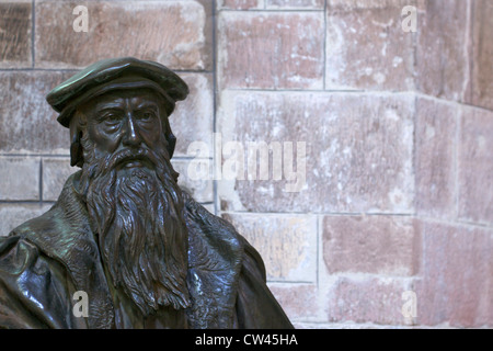 Statue de John Knox, la cathédrale St Giles, vieille ville, Edinburgh, Scotland, UK, FR, British Isles, Europe Banque D'Images