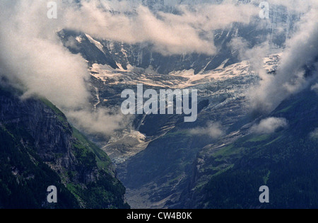 La Suisse. L'Oberer Grindelwaldgletscher au dessus de Grindelwald dans l'Oberland bernois. Banque D'Images