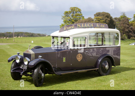 S. Luca vintage ice cream van Roll's Royce à Dunglass Estate dans East Lothian, Ecosse Banque D'Images