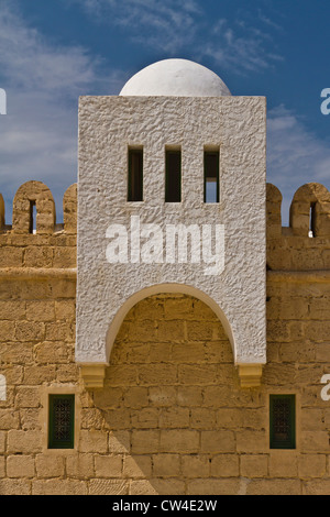 Les bâtiments et l'architecture du centre d'accueil touristique à la Goulette, Tunisie, Afrique du Nord. Banque D'Images