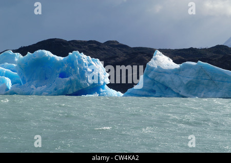 Glacier Upsala icebergs dans le bras nord du Lago Argentino Banque D'Images