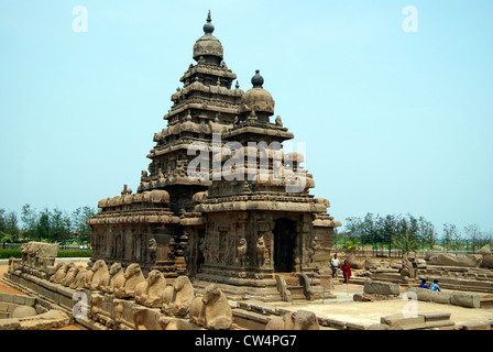 Shore temple construit à AD 700-728 de Mahabalipuram Inde.plus vieux temples pierre structurels site du patrimoine mondial de l'UNESCO Banque D'Images