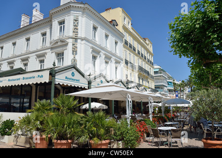 Excelsior restaurant sur la Promenade René Coty, Saint-Raphaël, Côte d'Azur, Var, Provence-Alpes-Côte d'Azur, France Banque D'Images