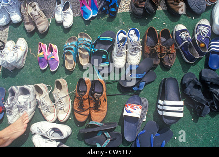 Plusieurs paires de chaussures sur blanket Banque D'Images